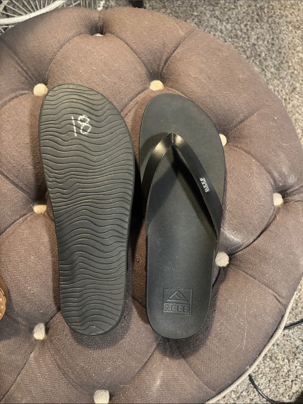 Reef women's black leather sandal